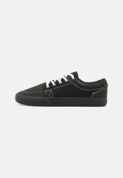 Globe Zapatillas Skate - Black/Antique/White