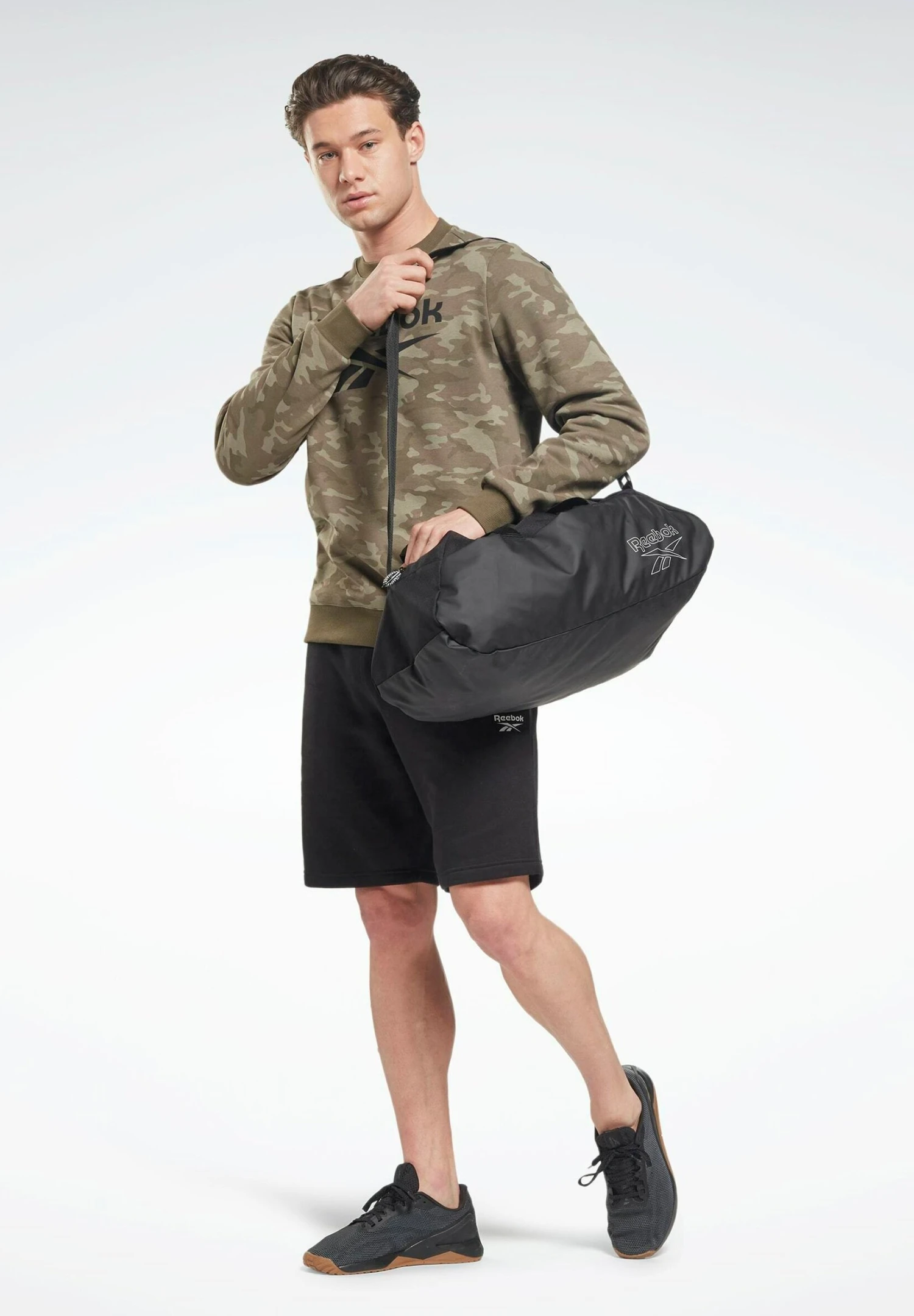 Reebok Classic Ri Left Leg Logo- Shorts - Black - Imagen 2